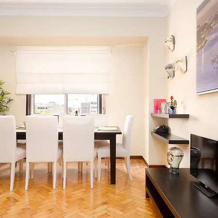 Big Families & Groups Bonjardim Views 5 Bedrooms 3 Bathrooms-2