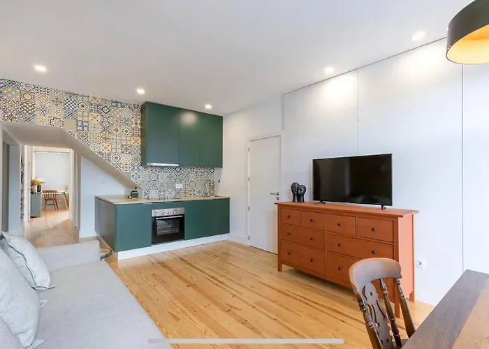 The Kiss - 1 Bedroom Apt With Terrace OOporto