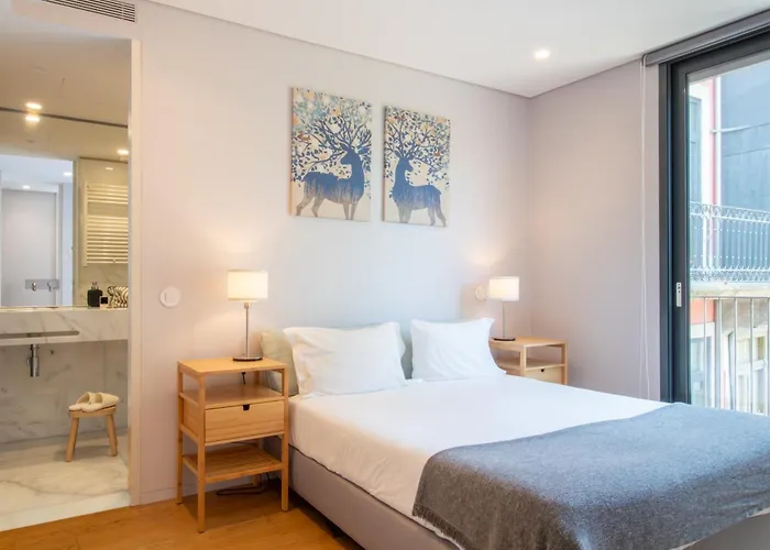 Lovelystay - Primrose 2Br Flat With Free Parking, Ac And Balcony Porto aceita animais de estimação